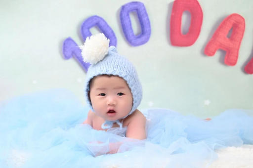 固始宝宝喜欢搓脚 固始宝宝喜欢搓脚